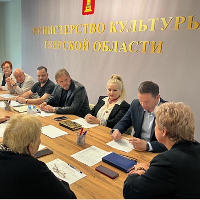 Сегодня Тверской академический театр драмы открывает юбилейный 280-ый театральный сезон!