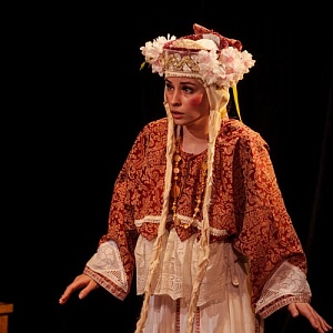 Волшебная яблоня